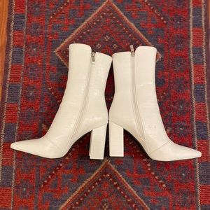 White Faux Leather Croc High Ankle Boot. Size 6